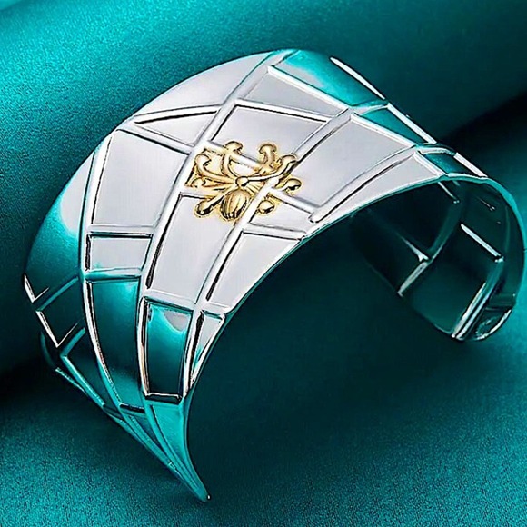 Sterling Silver Wide Bangle Gold Spider Two Tone Bangle Luxury Bracelet - Picture 2 of 12